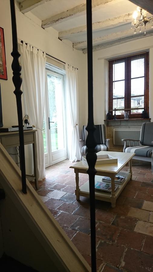 L'Olivier Villa Monts-sur-Guesnes Oda fotoğraf